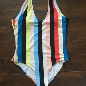 Cupshe one piece bathing suit